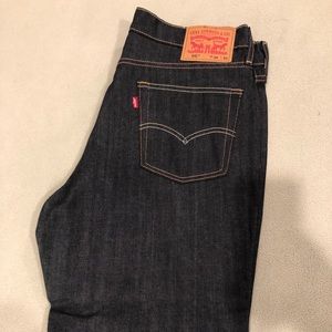 NWOT Levi’s 541 fit 34 x 32